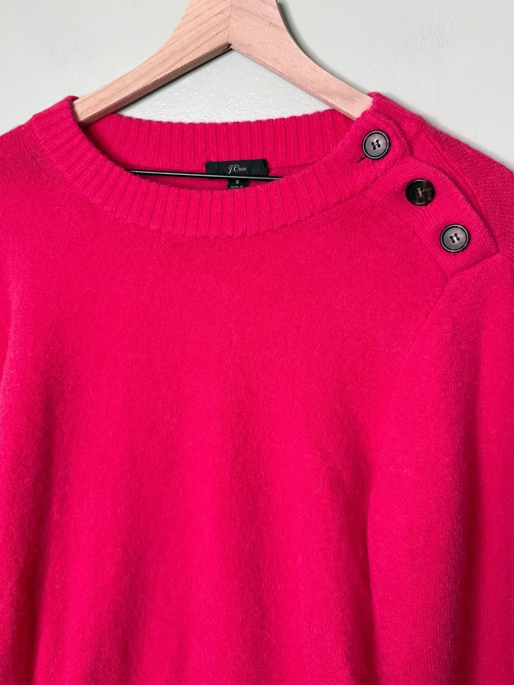 J.‎ Crew Merino Wool Alpaca Button Detail Sweater Supersoft Yarn Pink Size Small